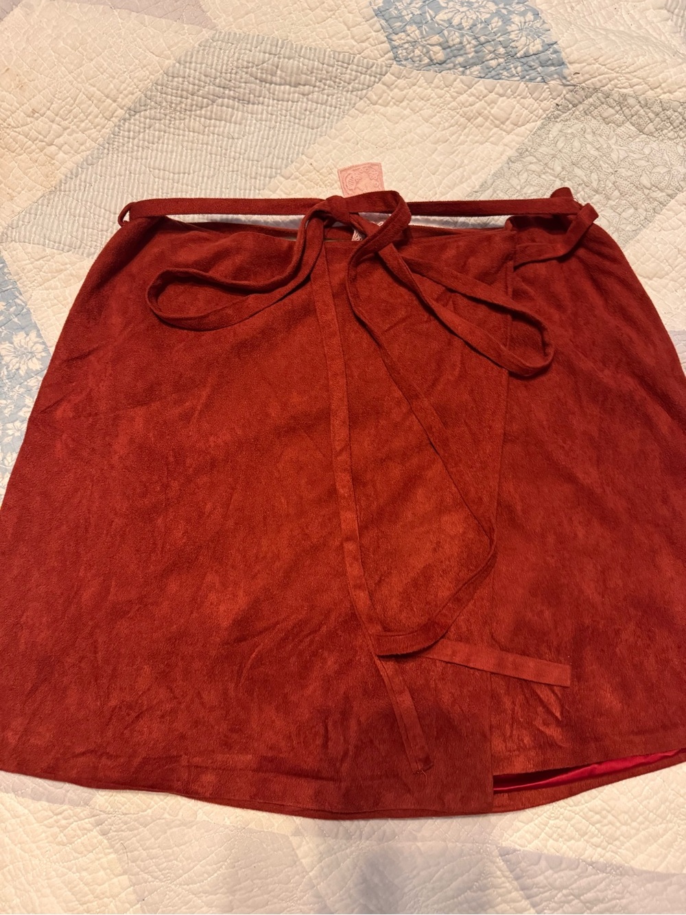 Women’s Rust Tie-Waist Shorts